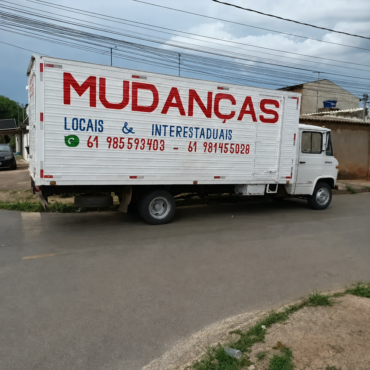 Caminhão de mudanças Fernando Mudança — Mudanças locais e interestaduais em Brasília